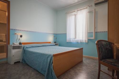 Imagen de la habitación del Hotel Al Ponte, Lignano Sabbiadoro. Foto 11