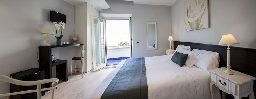 Imagen de la habitación del Hotel Al Porticciolo. Foto 4