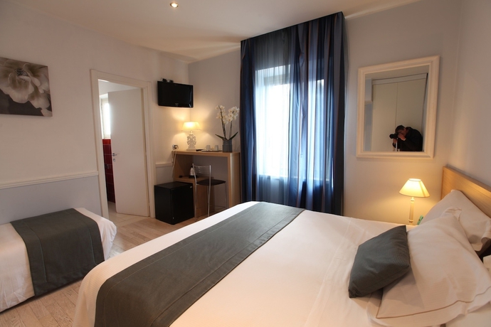 Imagen de la habitación del Hotel Al Porticciolo. Foto 6