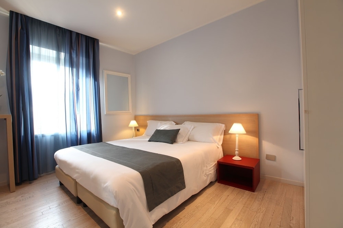 Imagen de la habitación del Hotel Al Porticciolo. Foto 7