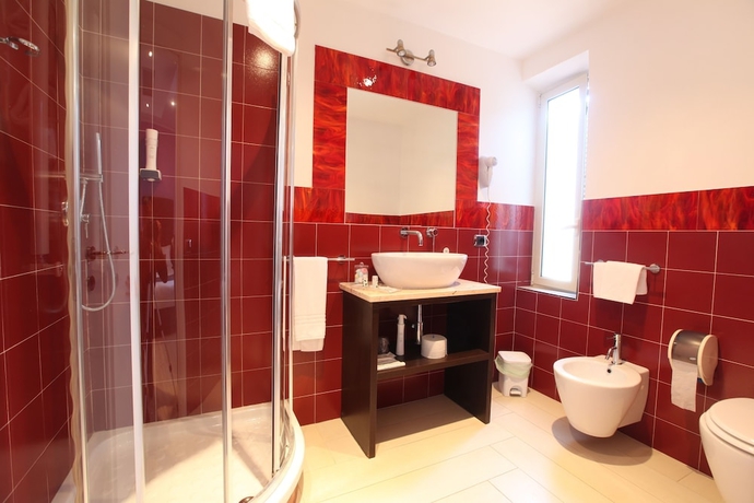 Imagen de la habitación del Hotel Al Porticciolo. Foto 15