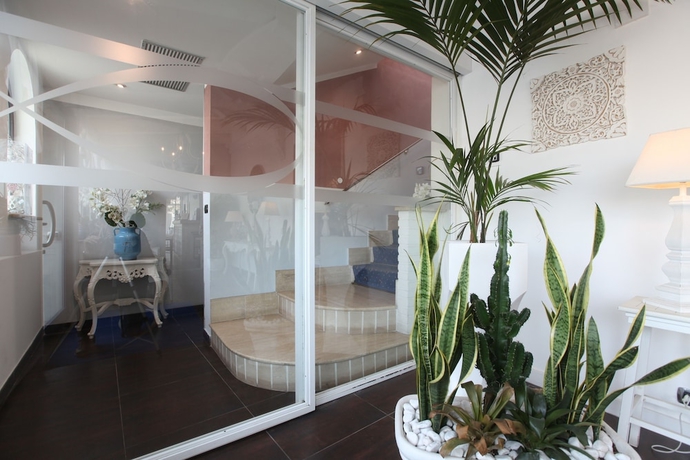 Imagen de los interiores del Hotel Al Porticciolo. Foto 19