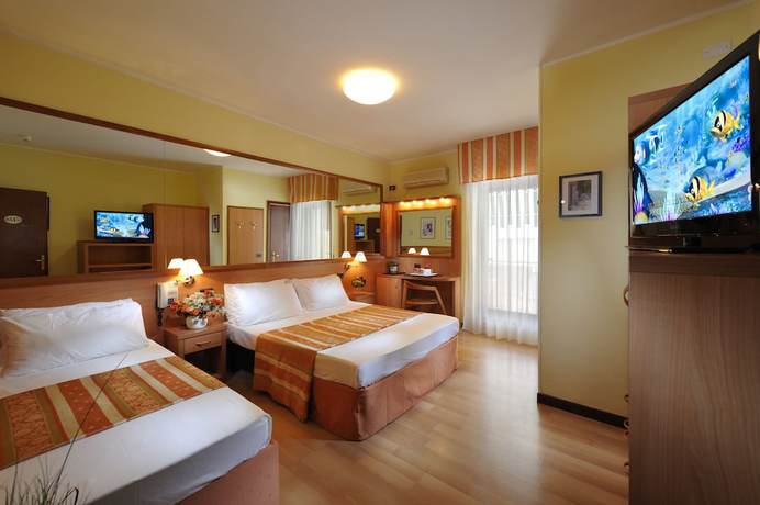 Imagen de la habitación del Hotel Al Prater. Foto 7