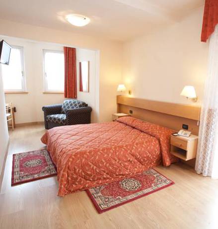 Imagen de la habitación del Hotel Al Prato, Tonadico. Foto 5