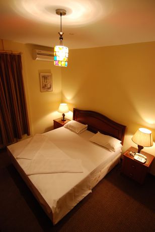 Imagen de la habitación del Hotel Al Rashid. Foto 14