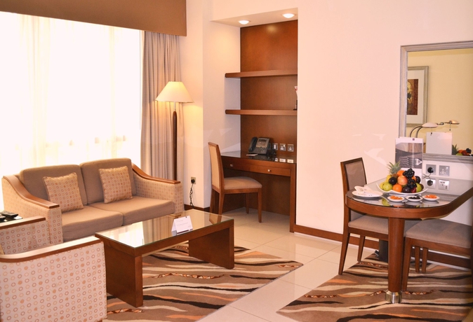 Imagen de los interiores del Hotel Al Rawda Arjaan By Rotana. Foto 11
