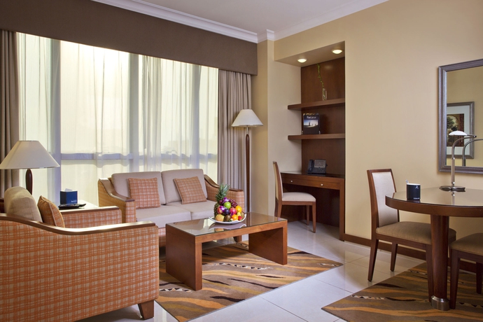 Imagen de los interiores del Hotel Al Rawda Arjaan By Rotana. Foto 12
