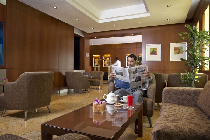 Imagen de los interiores del Hotel Al Rawda Arjaan By Rotana. Foto 16