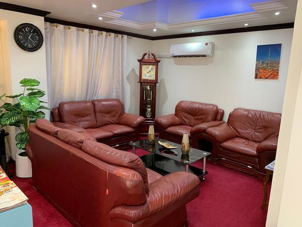 Imagen de los interiores del Hotel Al Rawdha Flats. Foto 14