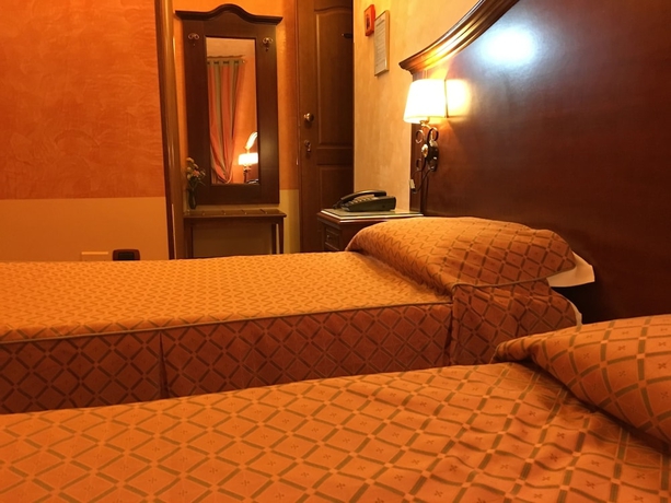 Imagen de la habitación del Hotel Al Ritrovo. Foto 5