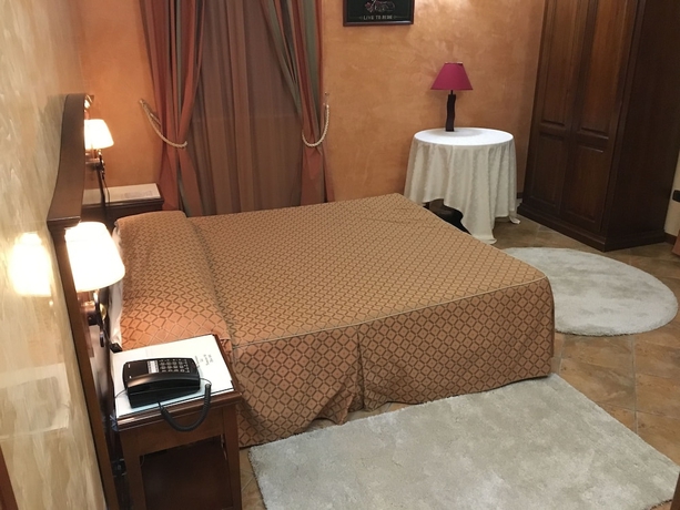 Imagen de la habitación del Hotel Al Ritrovo. Foto 10