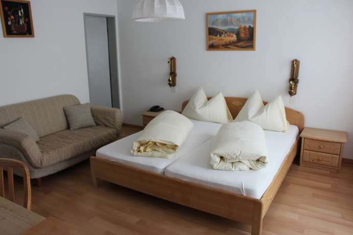 Imagen de la habitación del Hotel Al Rom. Foto 5