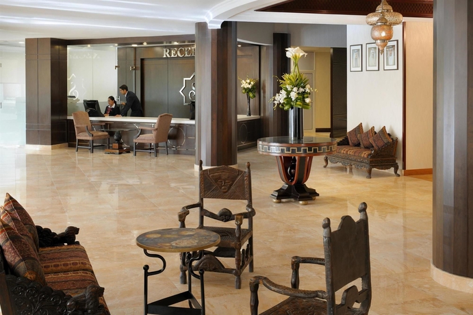 Imagen de los interiores del Hotel Al Safir. Foto 10