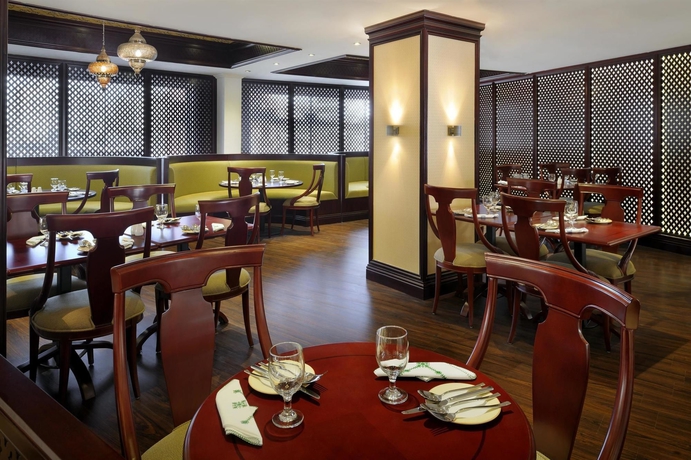 Imagen del bar/restaurante del Hotel Al Safir. Foto 3