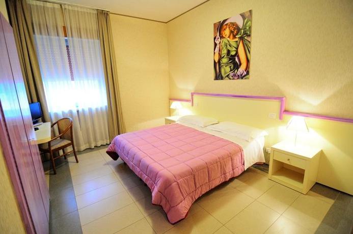 Imagen de la habitación del Hotel Al Santandrea. Foto 5