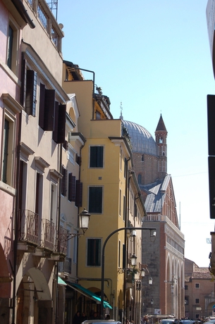 Imagen general del Hotel Al Santo. Foto 2