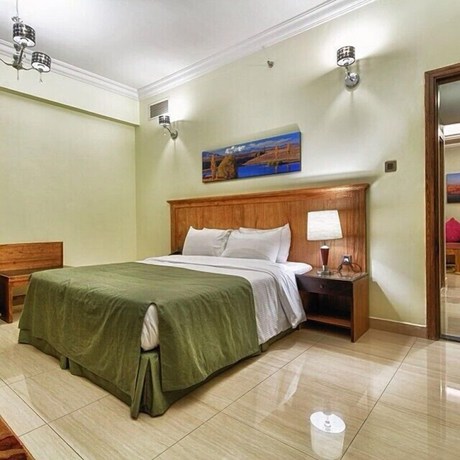 Imagen de la habitación del Hotel Al Sheraa hotel Apartments. Foto 7