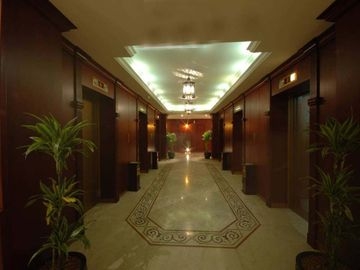 Imagen de los interiores del Hotel Al Shohada. Foto 11