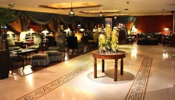 Imagen de los interiores del Hotel Al Shohada. Foto 13