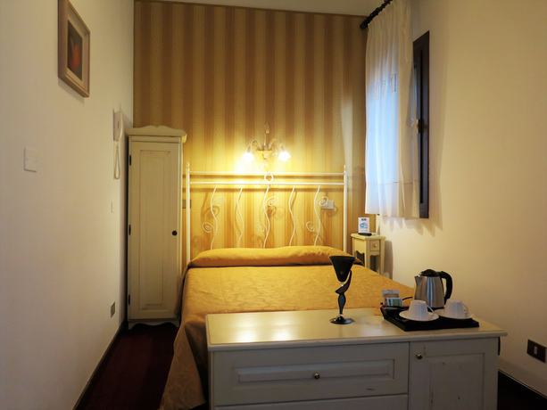 Imagen de la habitación del Hotel Al Soffiador. Foto 7