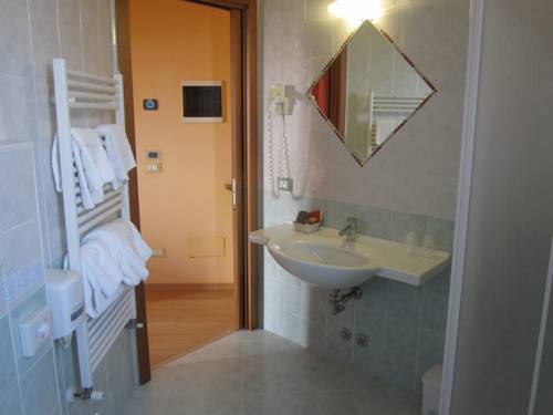 Imagen de la habitación del Hotel Al Sole, Cavaion Veronese. Foto 12