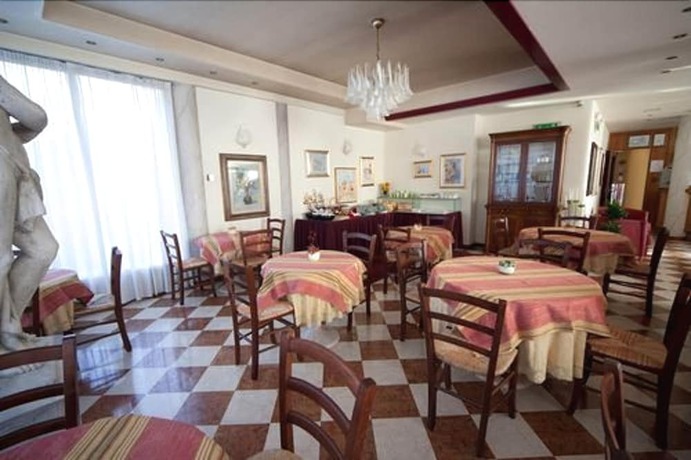 Imagen del bar/restaurante del Hotel Al Sole - Preganziol. Foto 5