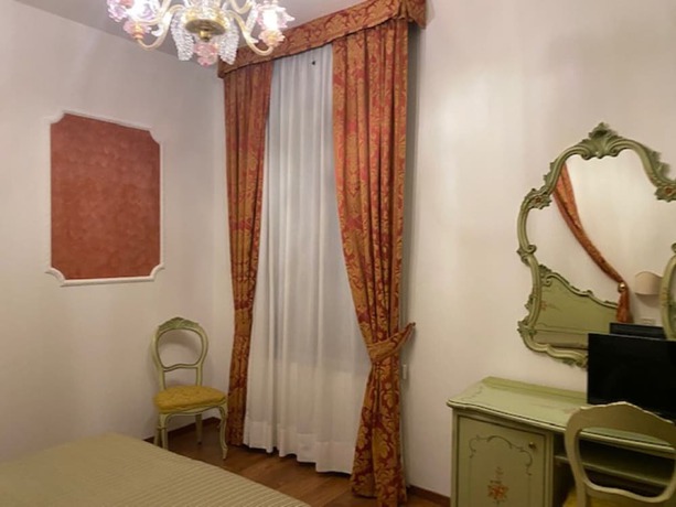 Imagen de la habitación del Hotel Al Sotoportego. Foto 13