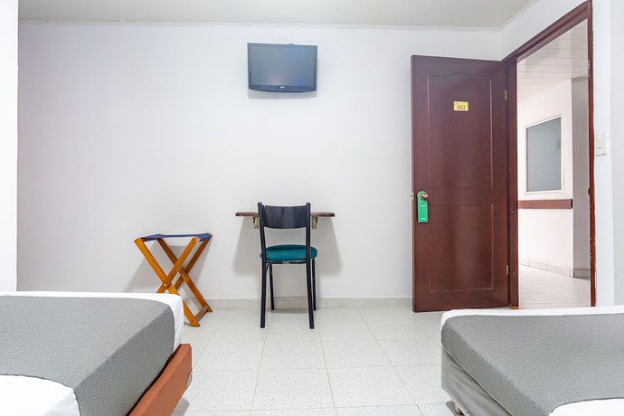 Imagen de la habitación del Hotel Al Super. Foto 4