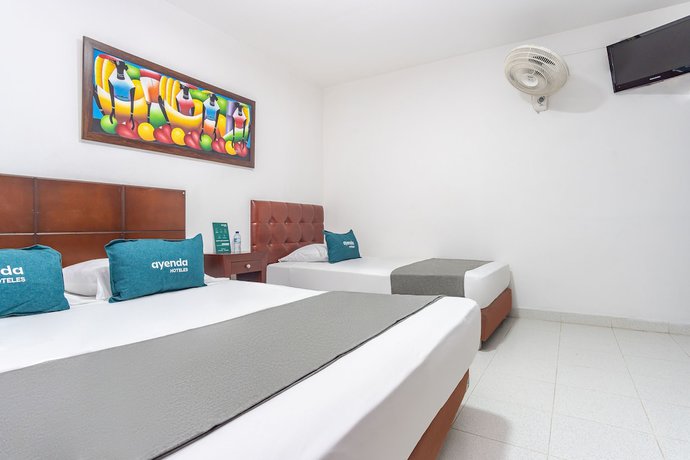 Imagen de la habitación del Hotel Al Super. Foto 14