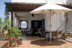 Imagen de los exteriores del Hotel Al Sur. Foto 5