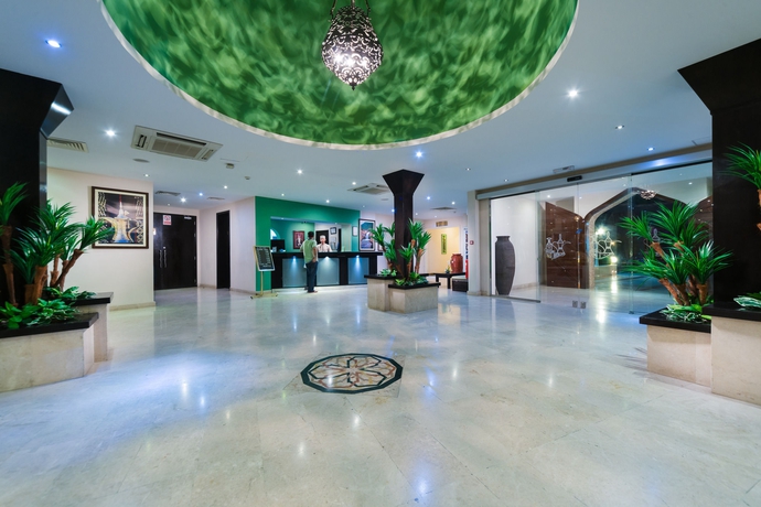 Imagen de los interiores del Hotel Al Wadi Sohar. Foto 12