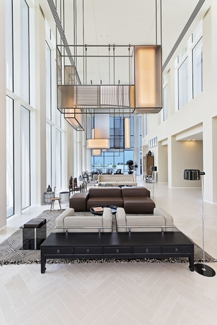 Imagen de los interiores del Hotel Al Zorah Beach Resort. Foto 18