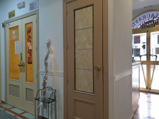 Imagen de los interiores del Hotel Al-&Aacute;ndalus Peal. Foto 14