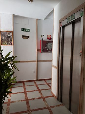 Imagen de los interiores del Hotel Al-&Aacute;ndalus Peal. Foto 17
