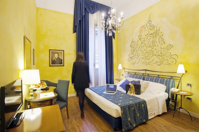 Imagen de la habitación del Hotel Ala D'oro. Foto 6