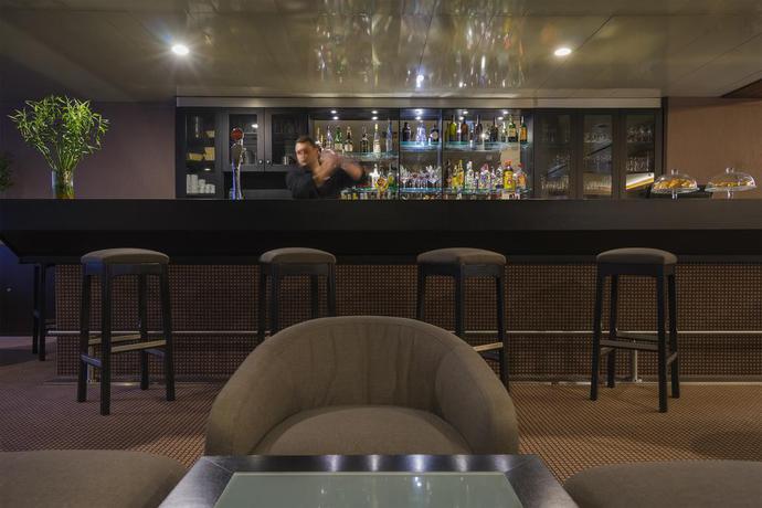 Imagen del bar/restaurante del Hotel Ala Sul HF Tuela. Foto 4