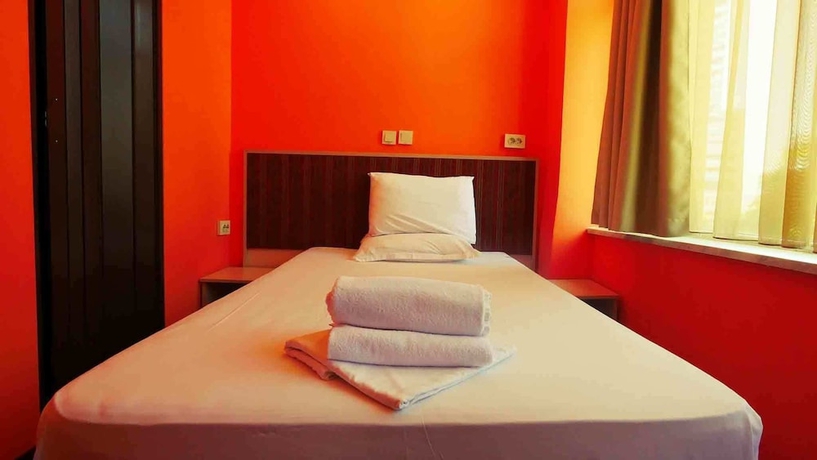 Imagen de la habitación del Hotel Alabin Central. Foto 14