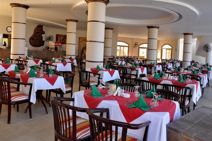 Imagen general del Hotel Aladdin Beach Resort. Foto 4