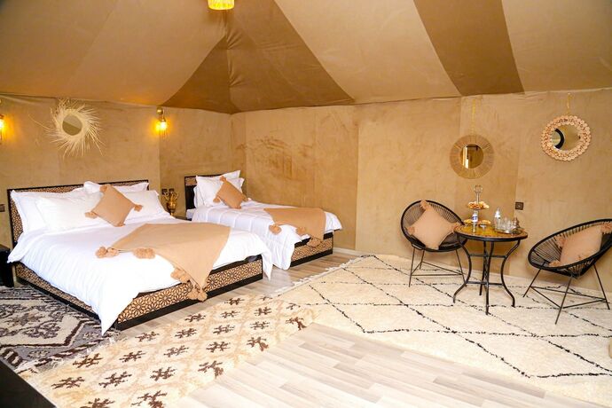 Imagen de la habitación del Hotel Aladdin Merzouga camp. Foto 8
