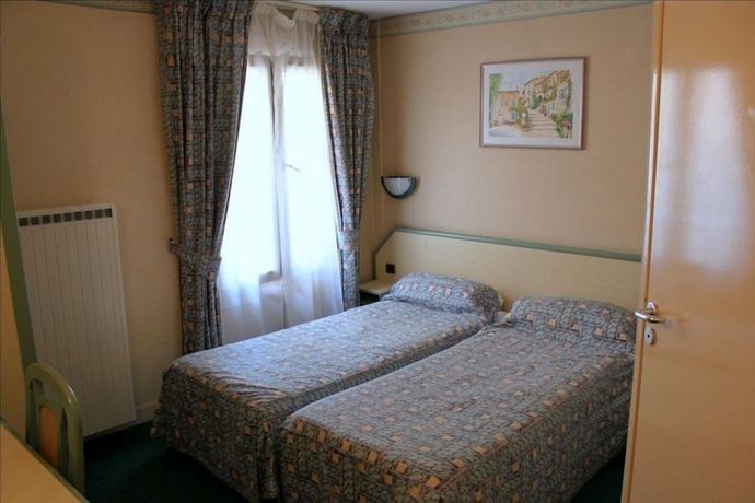 Imagen de la habitación del Hotel Aladin. Foto 11