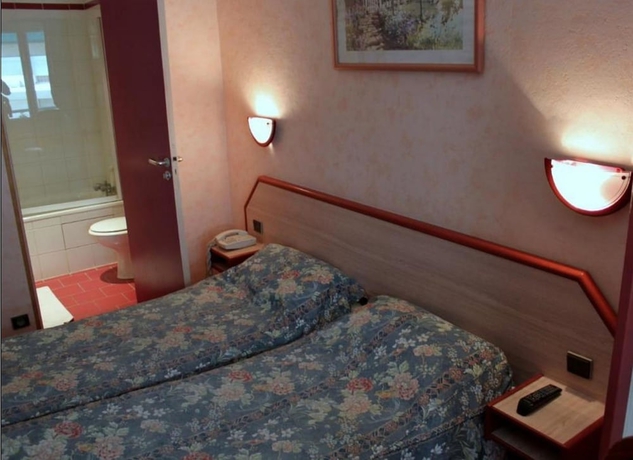 Imagen de la habitación del Hotel Aladin, Par&iacute;s. Foto 12