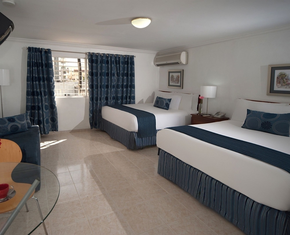 Imagen de la habitación del Hotel Aladino. Foto 7