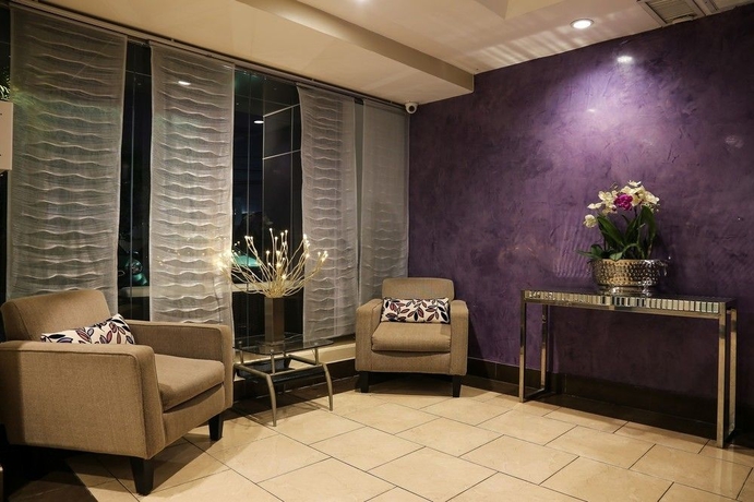 Imagen de los interiores del Hotel Aladino. Foto 13
