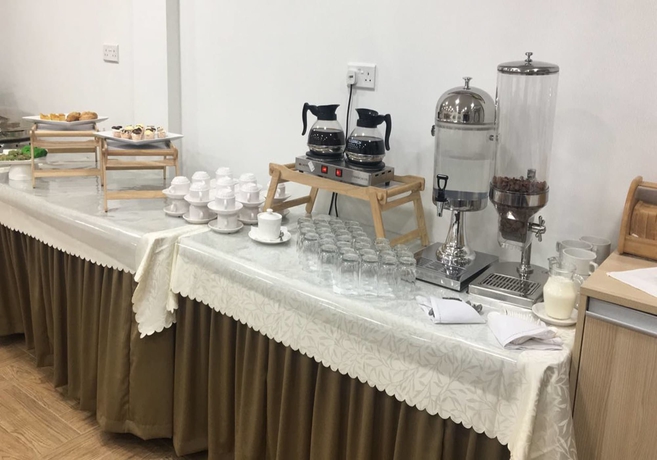 Imagen del bar/restaurante del Hotel Al-afiah. Foto 5