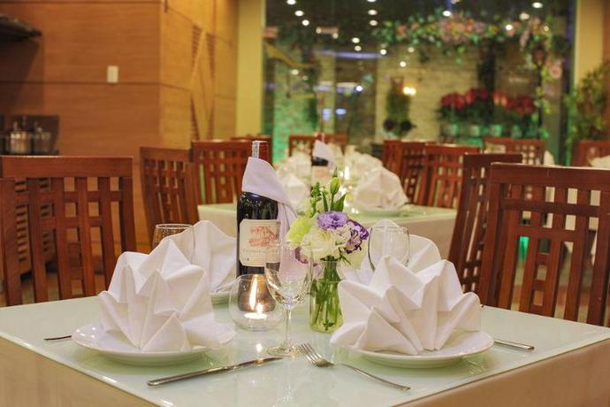 Imagen del bar/restaurante del Hotel Alagon Zen Hotel and Spa. Foto 8