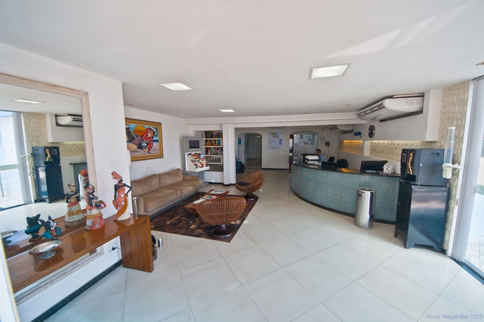 Imagen de los interiores del Hotel Alah Mar. Foto 13