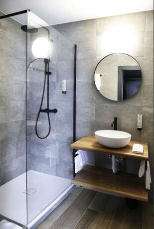 Imagen de la habitación del Hotel Alaia Lodge. Foto 16