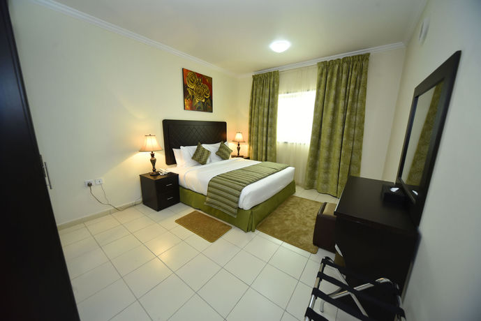 Imagen de la habitación del Hotel Alain Ajman. Foto 6