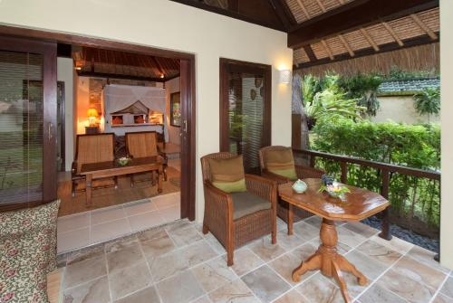 Imagen general del Hotel Alam Anda Ocean Front Resort and Spa. Foto 3