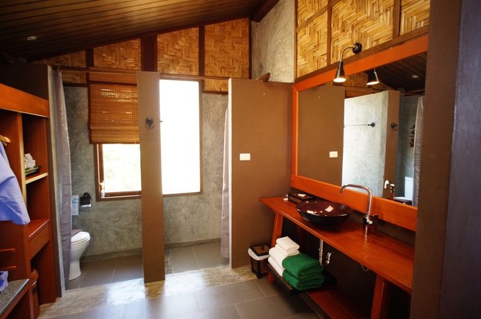 Imagen de la habitación del Hotel Alama Sea Village Resort. Foto 5